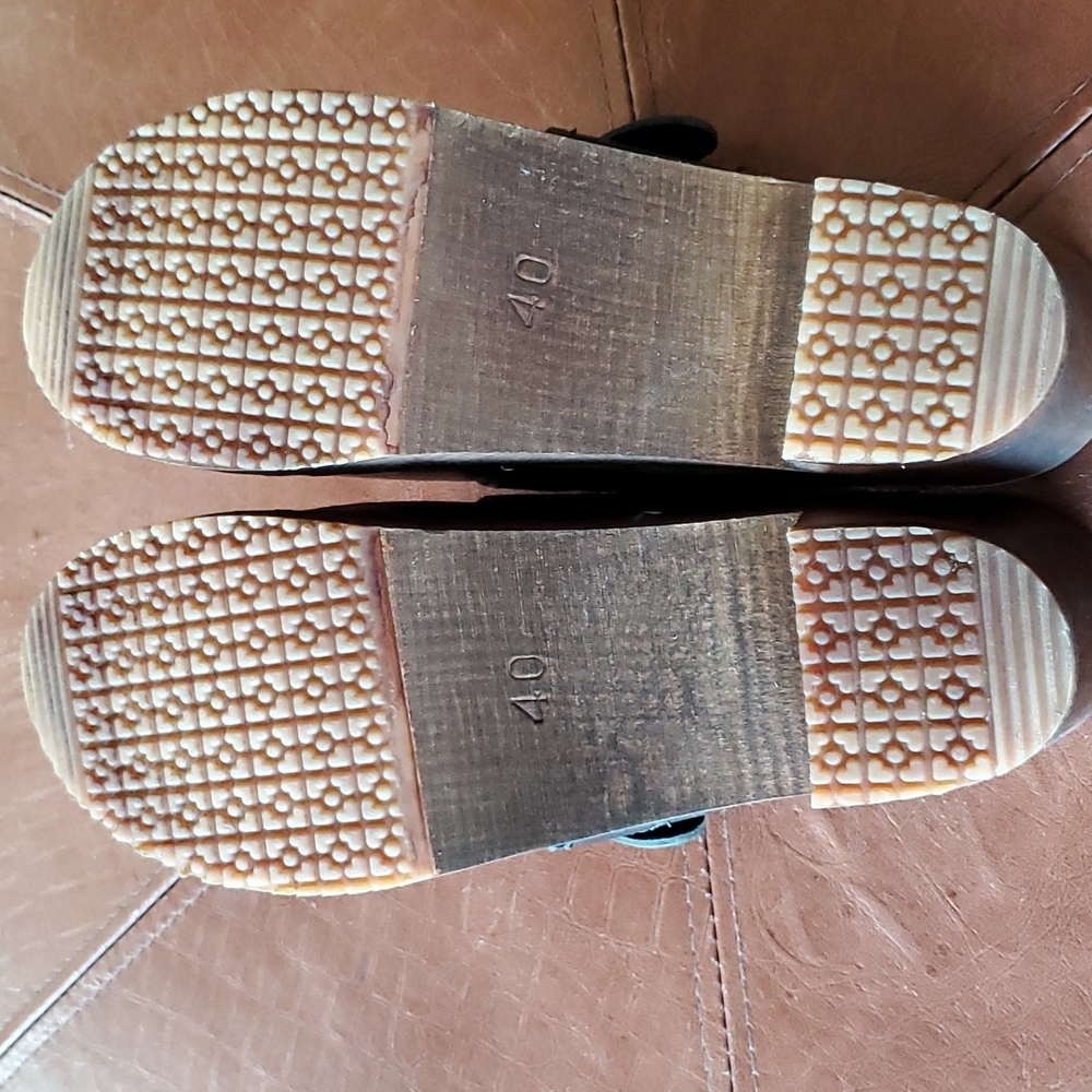 Sandgrens Clogs - image 6